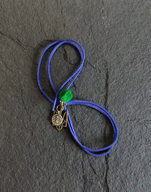 Silver motif rakhi